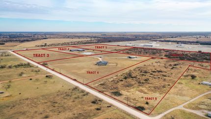 Farm and Ranch in Victoria County, Texas