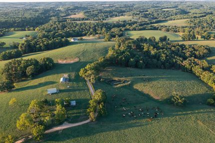 Farm and Ranch in Douglas County, Missouri