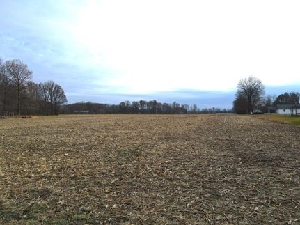 Land in Hamilton County, Illinois