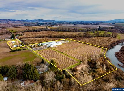 Commercial Property in Yamhill County, Oregon