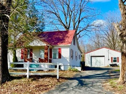House in Hardin County, Kentucky