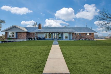 Farm and Ranch in Gillespie County, Texas