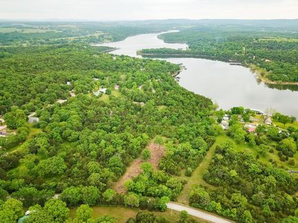 Waterfront Property in Barry County, Missouri