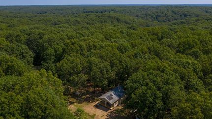 Farm and Ranch in Benton County, Missouri