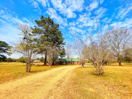 Farm and Ranch in Hinds County, Mississippi