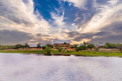Land in La Salle County, Texas