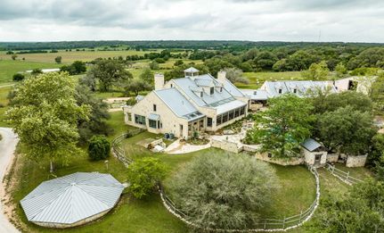 Lakefront Property in Dewitt County, Texas