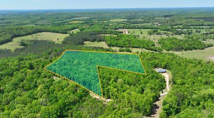 Land in Decatur County, Tennessee