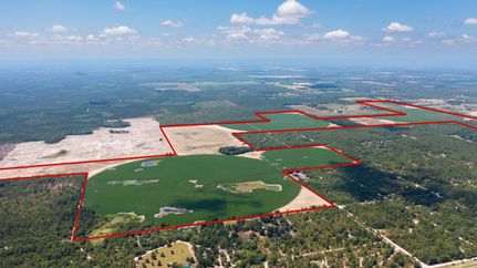 Farm and Ranch in Gilchrist County, Florida