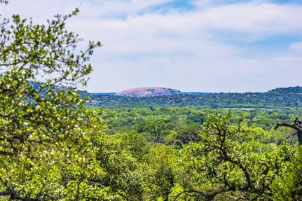 Farm and Ranch in Llano County, Texas