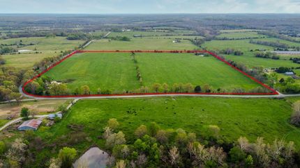 Farm and Ranch in Dallas County, Missouri