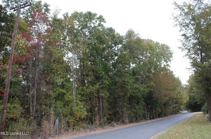 Commercial Property in Panola County, Mississippi