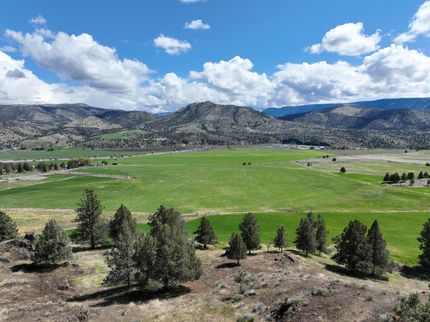 Farm and Ranch in Grant County, Oregon
