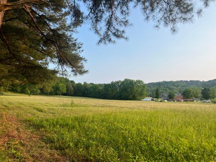 Farm and Ranch in Cheatham County, Tennessee