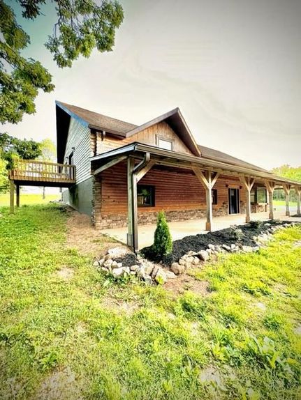 Farm and Ranch in Saint Francois County, Missouri