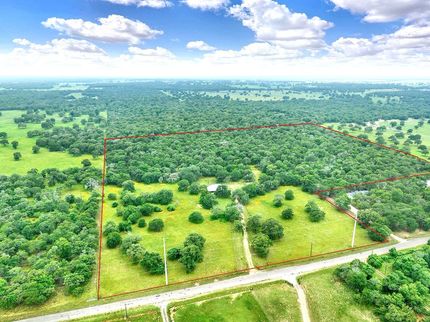 Farm and Ranch in Wilson County, Texas