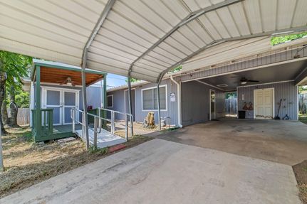 Farm and Ranch in Comanche County, Texas