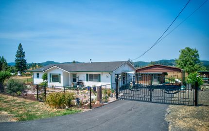 Farm and Ranch in Douglas County, Oregon