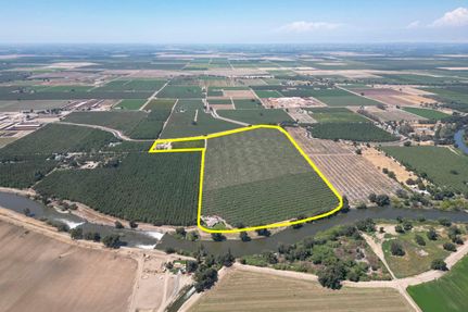 Waterfront Property in Fresno County, California