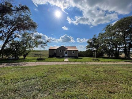 Farm and Ranch in Bon Homme County, South Dakota