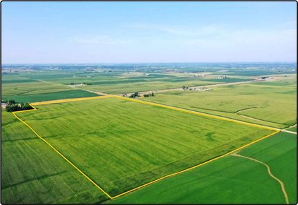 Farm and Ranch in Benton County, Iowa