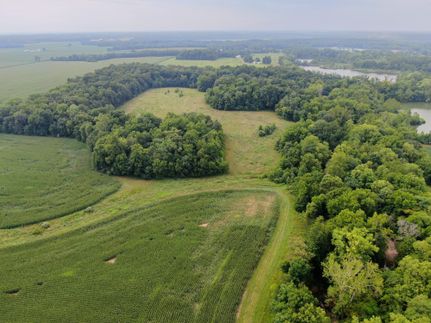 Farm and Ranch in Cumberland County, Illinois