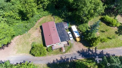 House in Lewis County, Washington