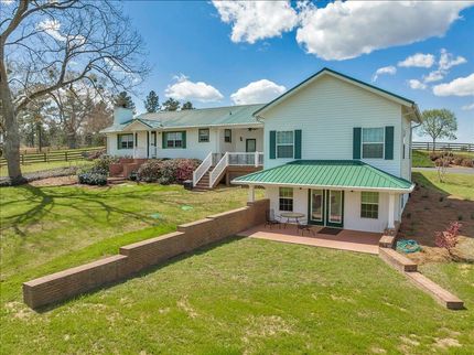 Farm and Ranch in Peach County, Georgia