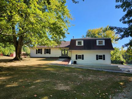 Land in Daviess County, Indiana