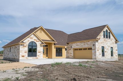 Farm and Ranch in Caldwell County, Texas