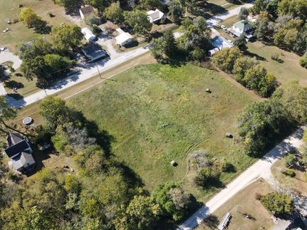 Land in Caldwell County, Missouri
