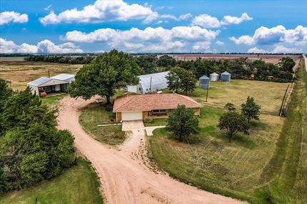 Oceanfront Property in Reno County, Kansas