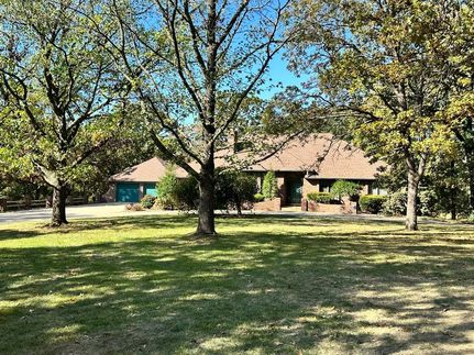 Lakefront Property in Cedar County, Missouri