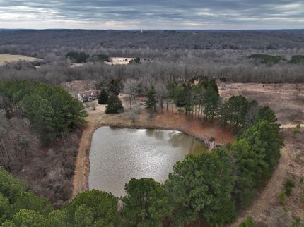 Farm and Ranch in Williamson County, Illinois
