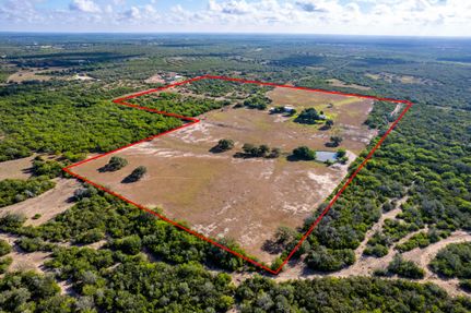 Recreational Property in Bee County, Texas