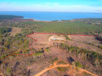 Land in Shelby County, Texas