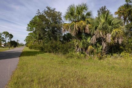 Farm and Ranch in Charlotte County, Florida