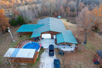 House in Fulton County, Arkansas