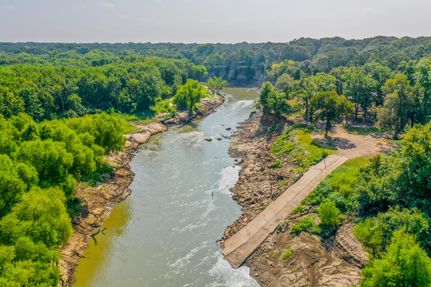 Farm and Ranch in Anderson County, Texas