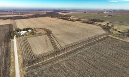 Land in Grundy County, Iowa