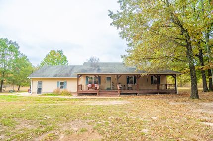 Farm and Ranch in Ripley County, Missouri