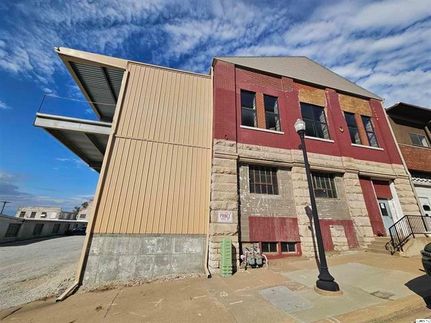 Farm and Ranch in Adams County, Illinois