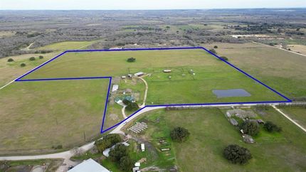 Farm and Ranch in Caldwell County, Texas