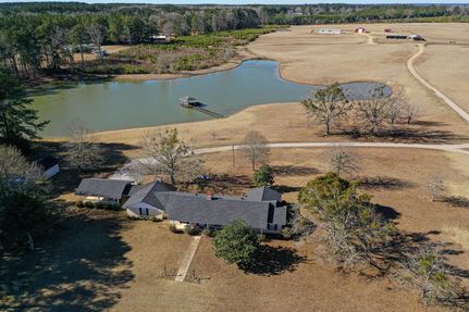 Farm and Ranch in Neshoba County, Mississippi