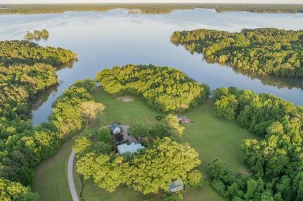 Land in Mecklenburg County, Virginia