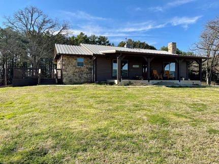 Farm and Ranch in Henderson County, Texas