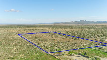Land in Los Angeles County, California