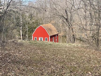 Land in Livingston County, Missouri