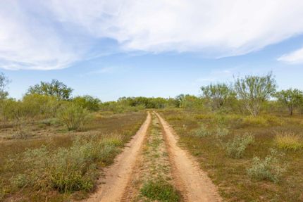 Farm and Ranch in Frio County, Texas