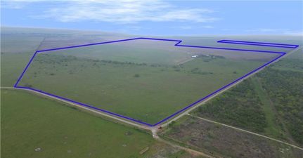 Farm and Ranch in Bee County, Texas